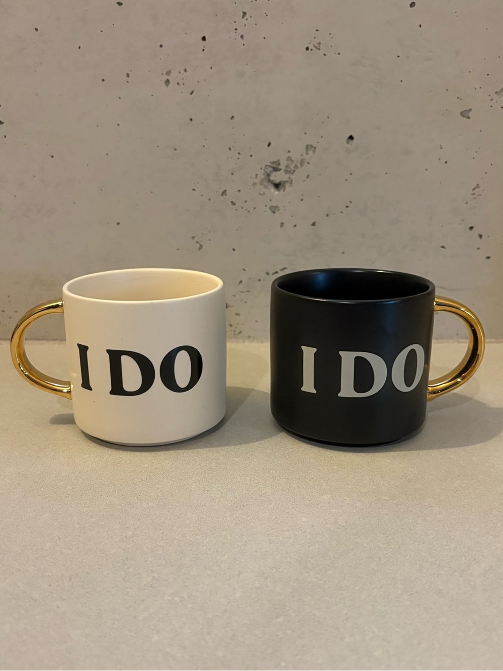 Indigo 'I DO' Ceramic Mug Pair – Black, White with Gold Handles